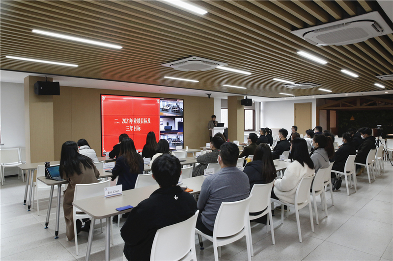 2021，讓我們一起豁出去