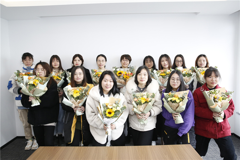 女神節(jié)，綠時(shí)就要給你寵愛