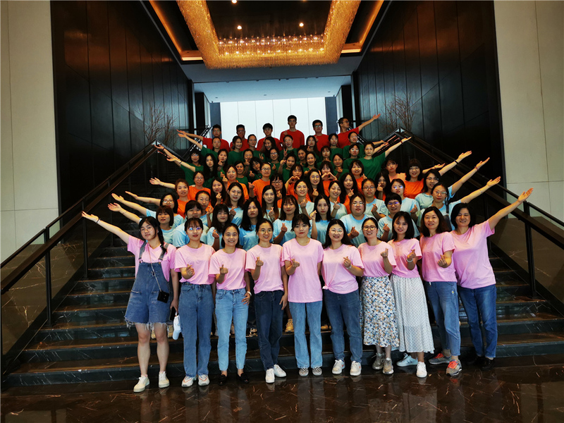 財(cái)務(wù)管理部組織東錢(qián)湖團(tuán)建