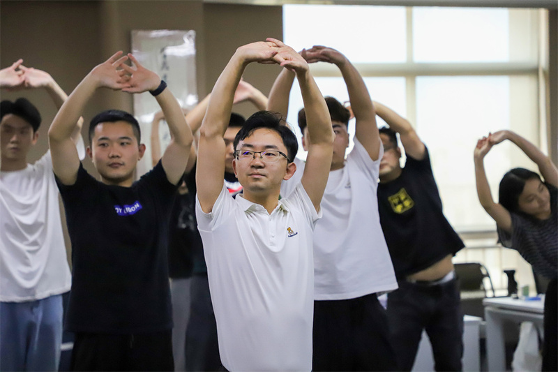 優(yōu)訊三部午間小練