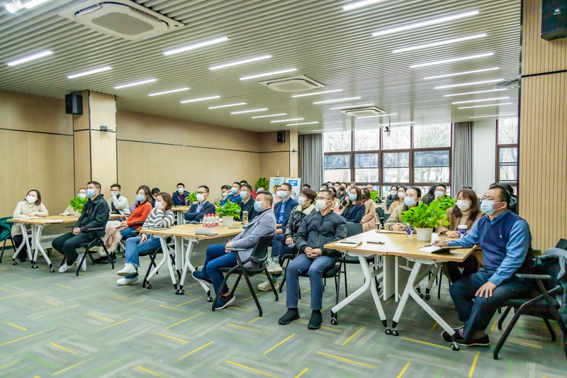 集團開展《外貿(mào)的朋友》主題培訓(xùn)